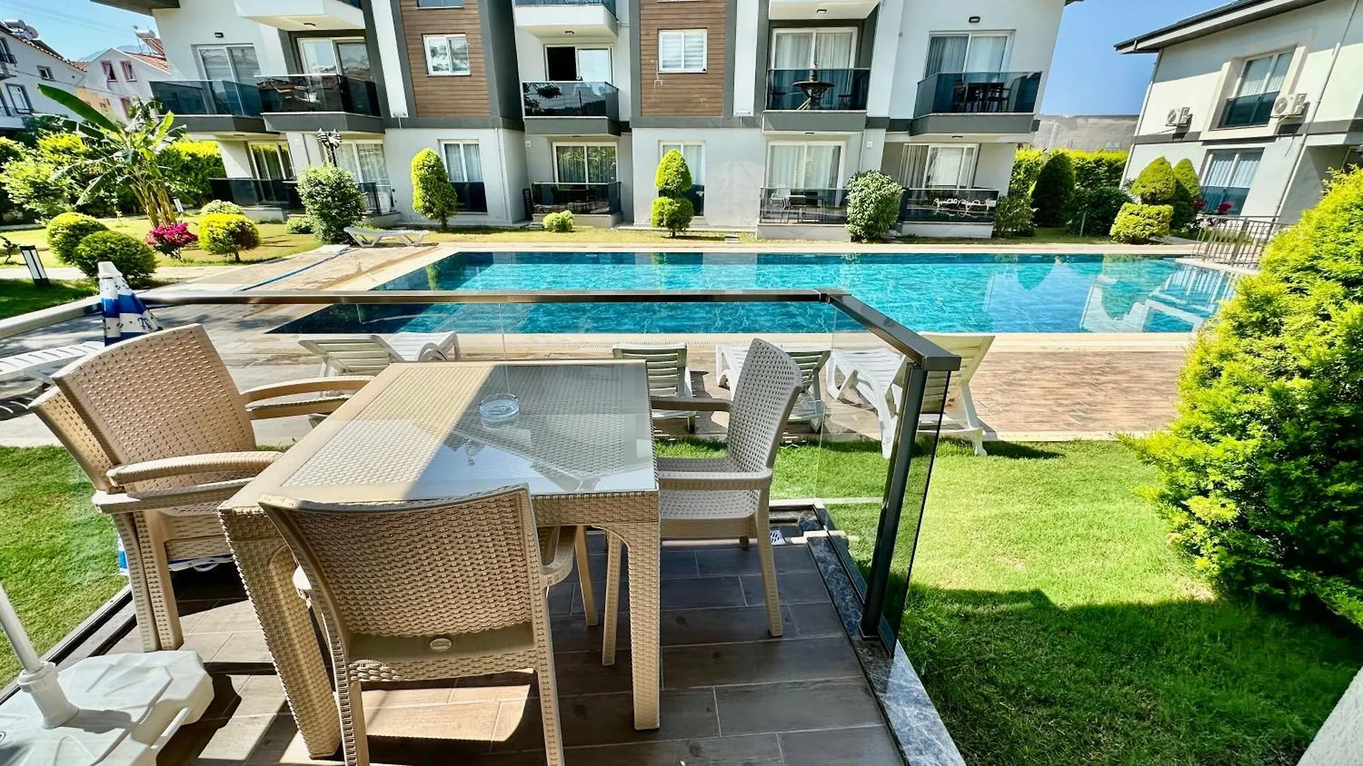 Holiday Apartment With Large Pool In Fethiye